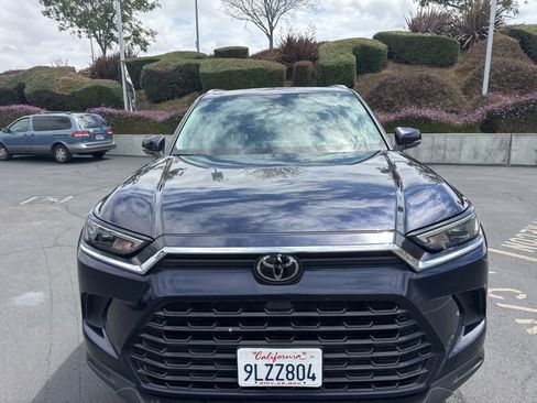 Certified 2024 Toyota Grand Highlander AWD image 2