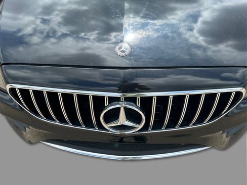 Used 2020 Mercedes-Benz E 350 4MATIC Sedan w/ Parking Assistance Package image 35
