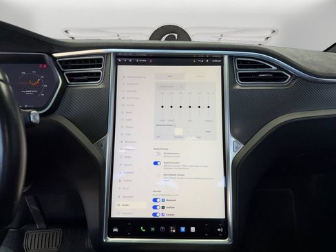 Used 2017 Tesla Model X 75D AWD/4WD image 29