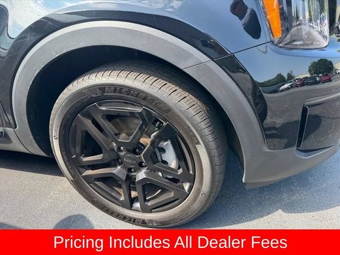 Used 2025 Kia Telluride SX X-Line AWD/4WD image 2