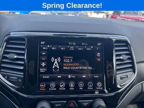 Used 2021 Jeep Grand Cherokee Limited AWD/4WD image 31