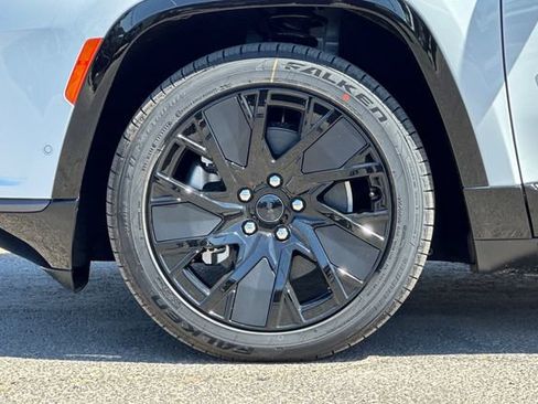 New 2025 Jeep Wagoneer S Limited AWD/4WD image 24