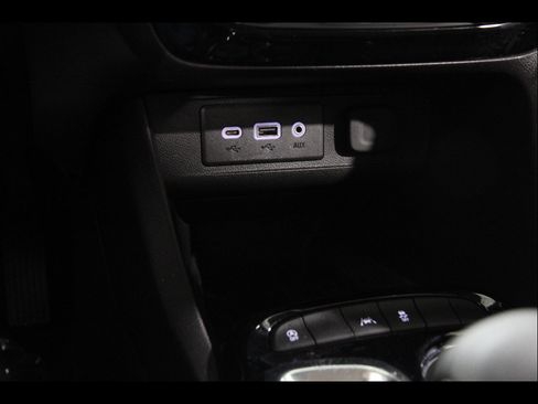 Certified 2020 Buick Encore GX Preferred FWD image 14