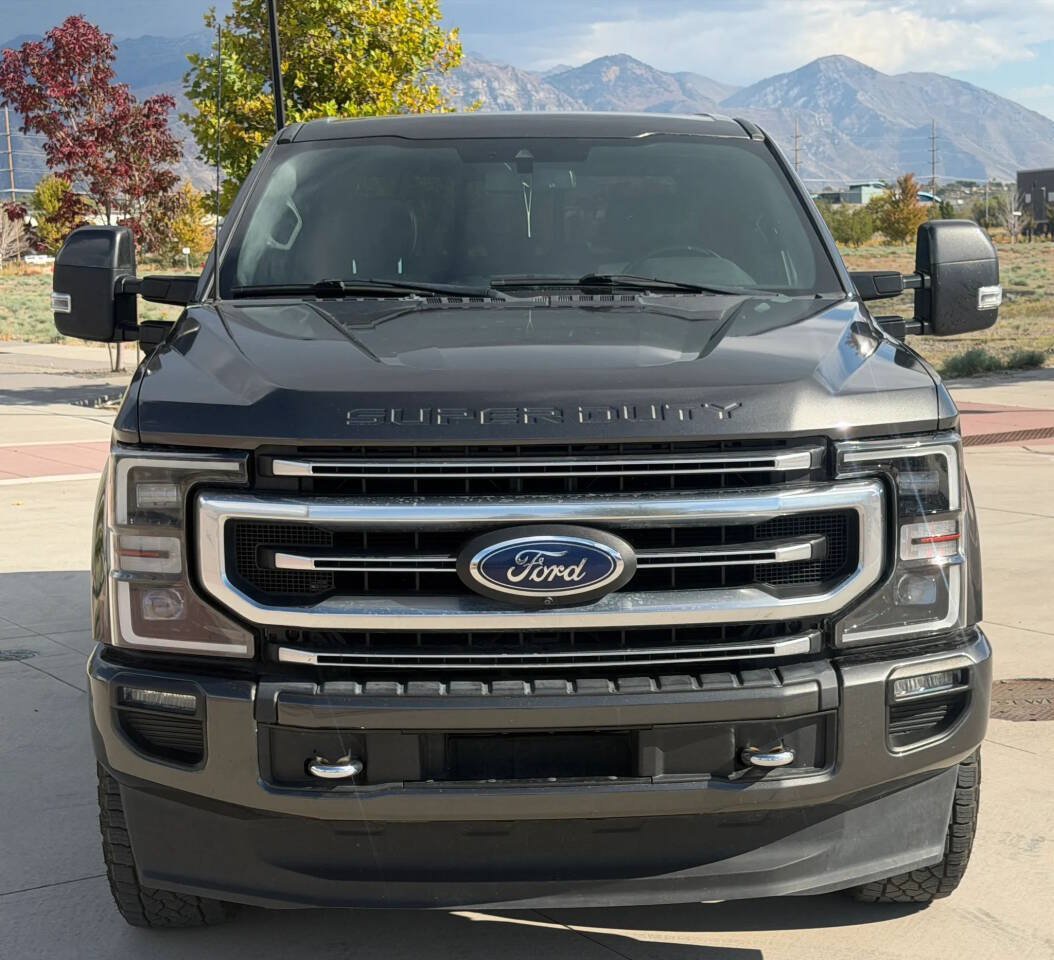 Used 2020 Ford F250 Platinum w/ FX4 Off-Road Package AWD/4WD image 2
