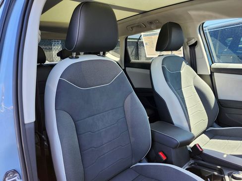New 2026 Volkswagen Taos SE AWD/4WD image 13