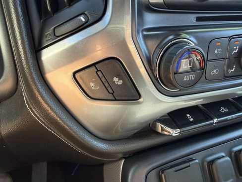 Used 2017 Chevrolet Silverado 1500 LTZ Z71 w/ Redline Edition AWD/4WD image 30