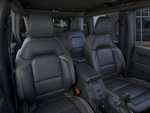 New 2025 Ford Bronco Outer Banks image 10
