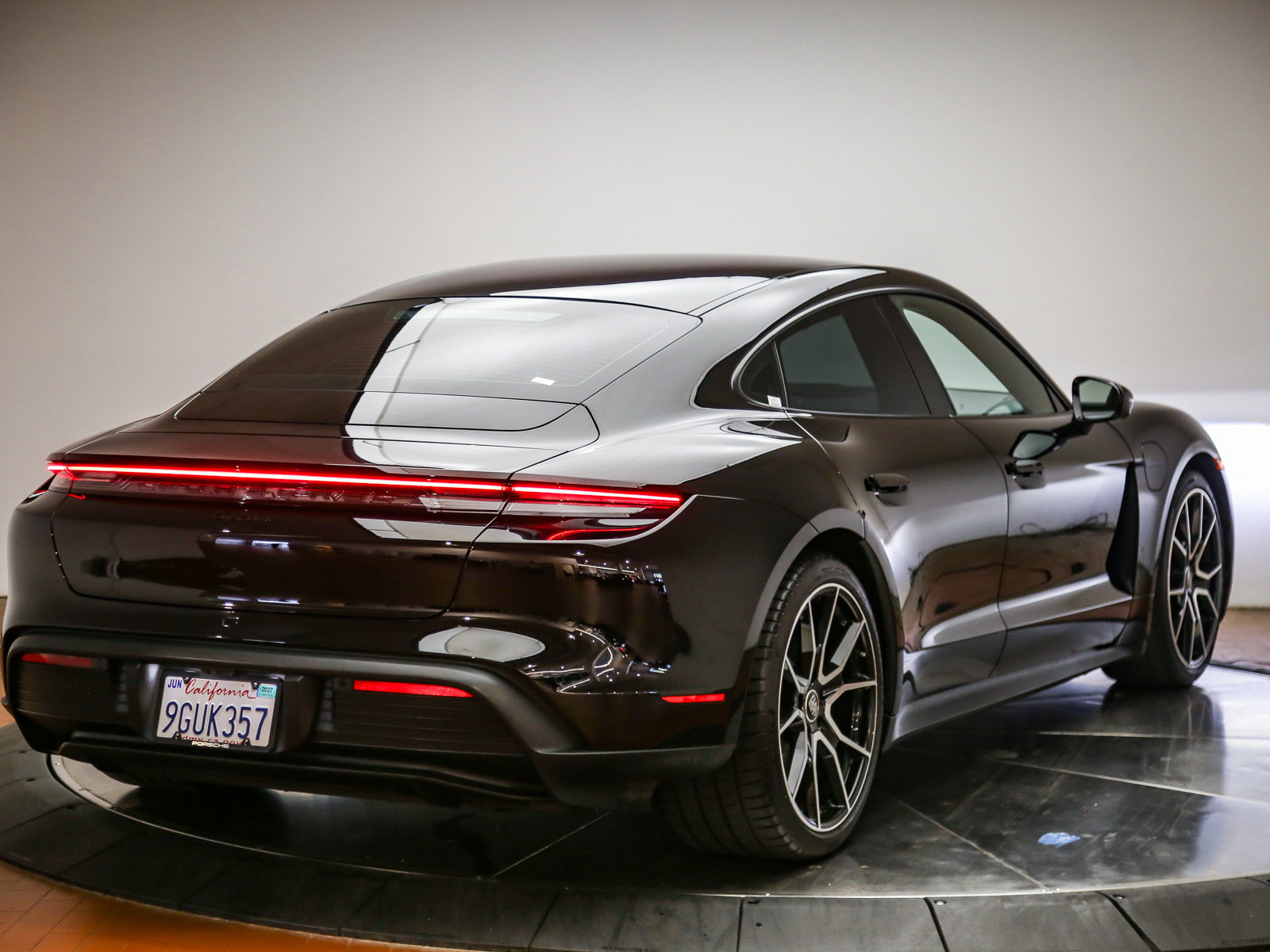 Certified 2023 Porsche Taycan RWD image 7