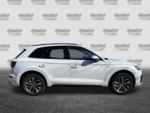 Certified 2024 Audi Q5 2.0T Premium w/ Summer of Audi Package image 10