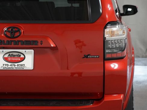 Certified 2024 Toyota 4Runner SR5 Premium w/ Moonroof Package AWD/4WD image 10