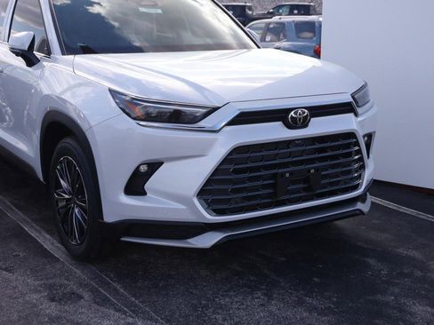 New 2026 Toyota Grand Highlander AWD Hybrid image 5