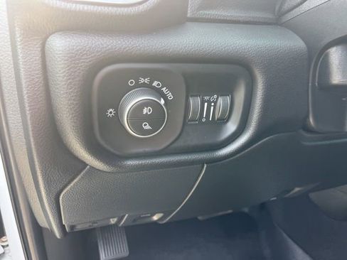Used 2024 RAM 2500 Laramie w/ Safety Group AWD/4WD image 16