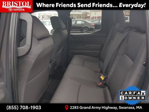 Used 2025 Toyota Tacoma SR5 image 15