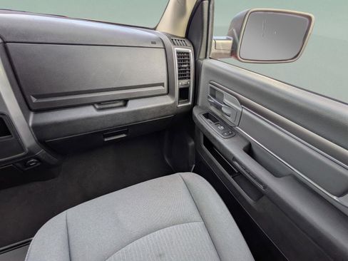 Used 2021 RAM 1500 Classic SLT image 16