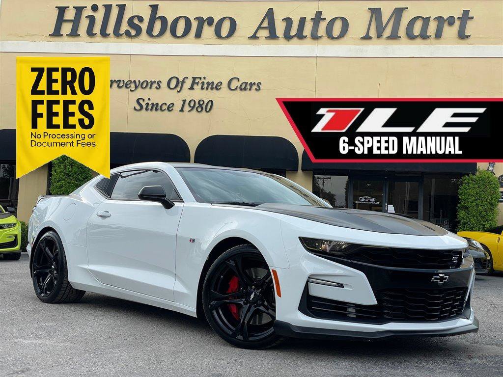 Used 2019 Chevrolet Camaro SS RWD image 1