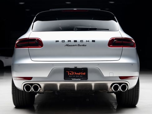 Used 2016 Porsche Macan Turbo AWD/4WD image 26