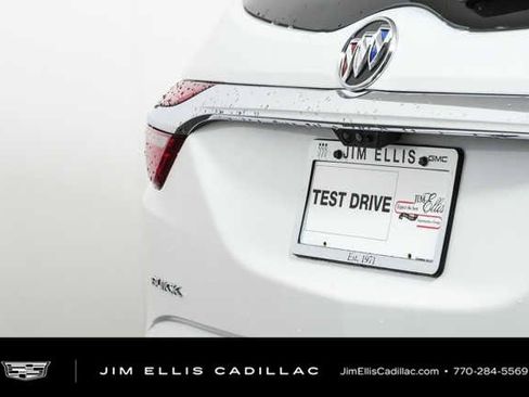 Used 2018 Buick Enclave Premium w/ Experience Buick Package FWD image 34