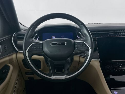 Used 2022 Jeep Grand Cherokee Limited 4xe image 18