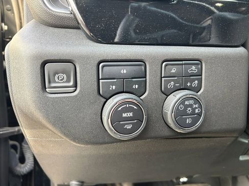 Used 2024 Chevrolet Silverado 2500 LT w/ Convenience Package AWD/4WD image 20