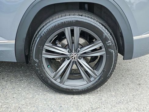 Used 2021 Volkswagen Atlas Cross Sport SE w/ Panoramic Sunroof Package AWD/4WD image 9