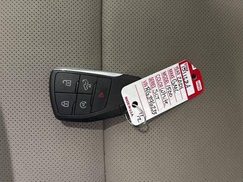 Used 2024 GMC Sierra 1500 SLT w/ SLT Premium Package image 32