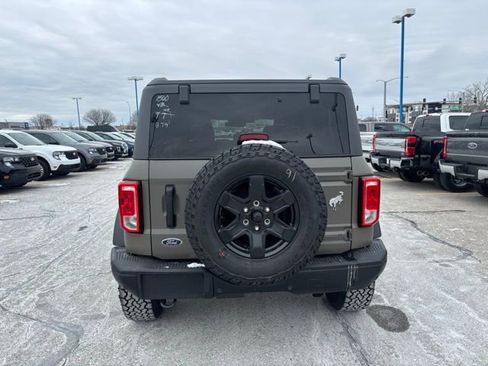 New 2025 Ford Bronco Big Bend w/ Matte Film Protection Package AWD/4WD image 5