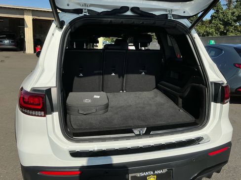 Used 2023 Mercedes-Benz EQB 300 4MATIC SUV image 26