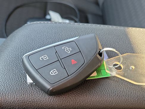 Used 2023 Chevrolet Silverado 1500 RST image 27