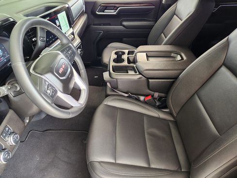 Used 2025 GMC Sierra 1500 SLT RWD image 13