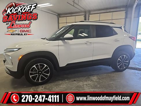 Used 2025 Chevrolet TrailBlazer LT AWD/4WD image 5