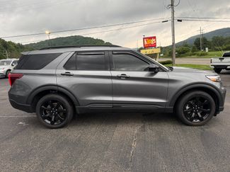 Used 2024 Ford Explorer ST-Line w/ Class IV Trailer Tow Package AWD/4WD video 4