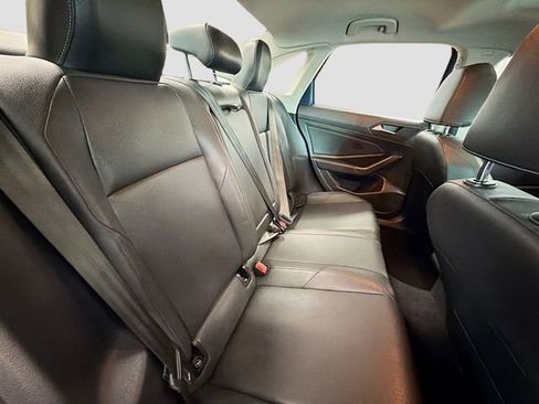 Used 2019 Volkswagen Jetta SEL image 20