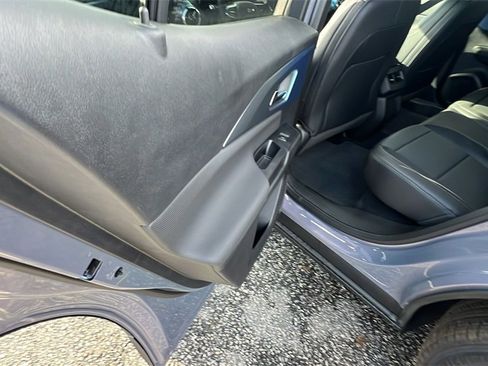 New 2026 Chevrolet Equinox EV LT image 16