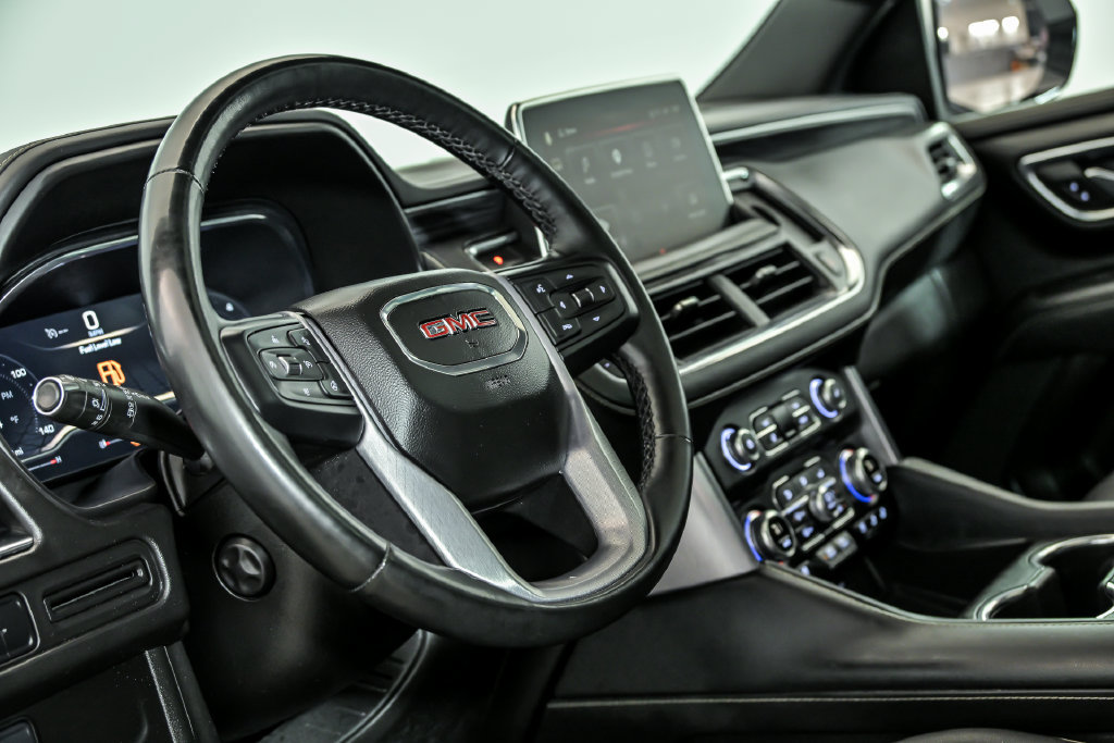 Used 2023 GMC Yukon XL SLT w/ SLT Premium Package AWD/4WD image 17
