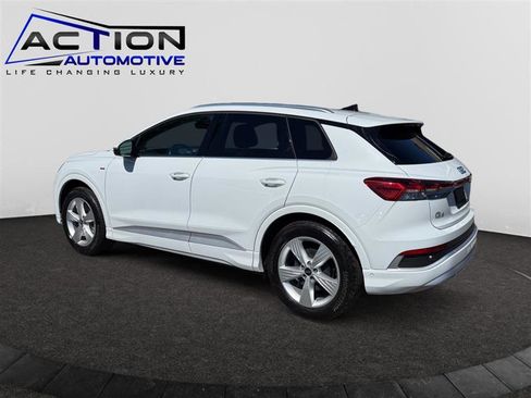 Used 2024 Audi Q4 e-tron Premium Plus w/ Premium Plus image 6