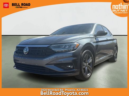 Used 2019 Volkswagen Jetta R-Line w/ R-Line Cold Weather Package image 1