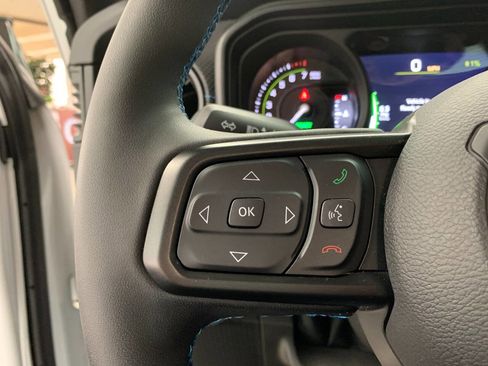 Used 2025 Jeep Wrangler Unlimited Rubicon 4xe w/ Convenience Group image 16