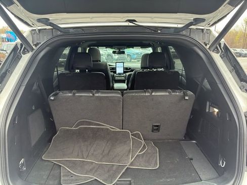 Used 2023 Ford Explorer ST w/ Equipment Group 401A AWD/4WD image 8