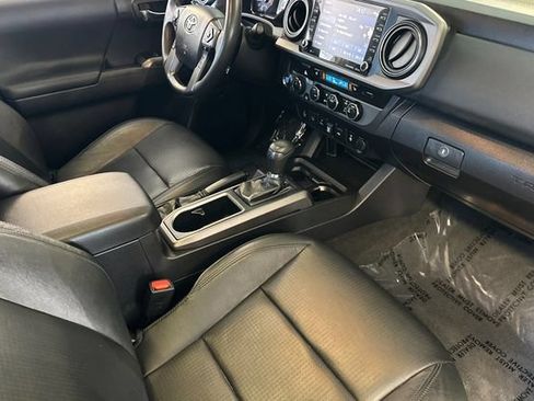 Certified 2023 Toyota Tacoma TRD Sport w/ TRD Premium Sport Package AWD/4WD image 19