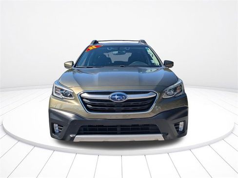 Used 2021 Subaru Outback Limited image 9