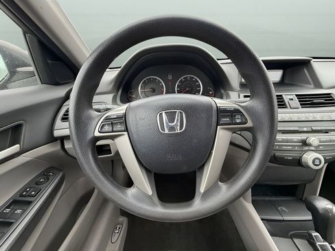 Used 2010 Honda Accord LX-P image 13