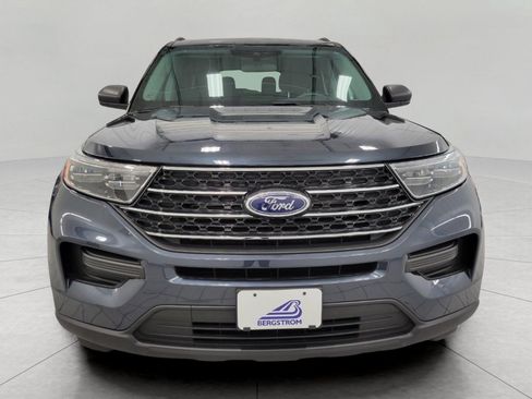 Used 2024 Ford Explorer XLT w/ Class IV Trailer Tow Package AWD/4WD image 42