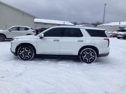 Used 2023 Hyundai Palisade SEL w/ Premium Package image 4