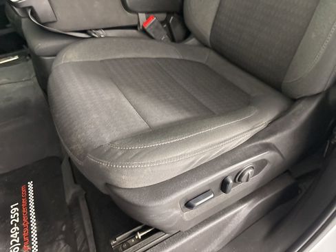 Used 2023 Chevrolet Silverado 2500 LT w/ Convenience Package image 10