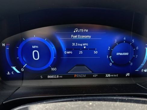 Used 2020 Ford Escape Titanium AWD/4WD image 8