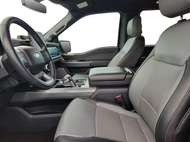 Used 2022 Ford F150 Lightning Lariat w/ Tow Technology Package AWD/4WD image 5