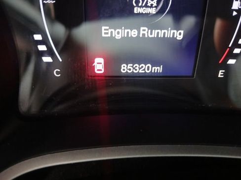 Used 2021 Jeep Compass Latitude FWD image 36