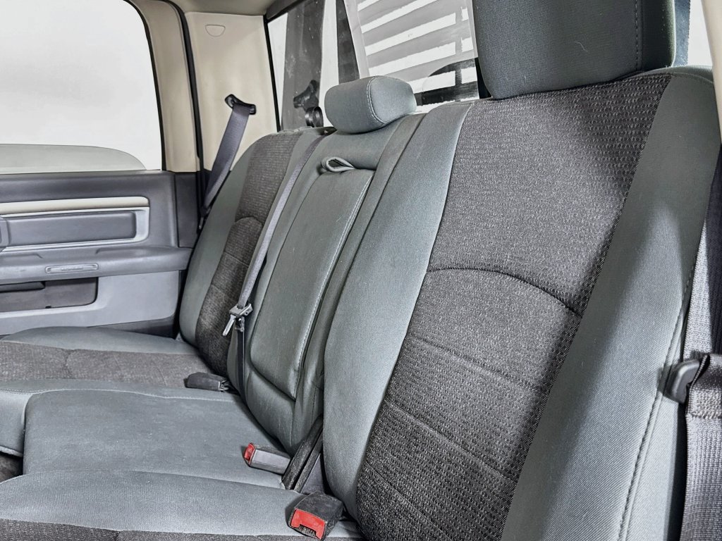 Used 2015 RAM 3500 Big Horn AWD/4WD image 11