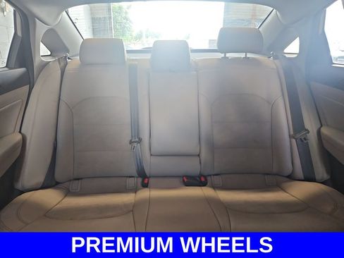 Used 2017 Hyundai Sonata Sport w/ Value Edition Package 02 FWD image 10
