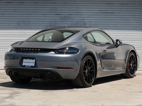 Certified 2025 Porsche 718 Cayman GTS RWD image 7